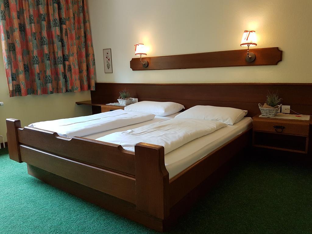 Gasthof Helenental &
